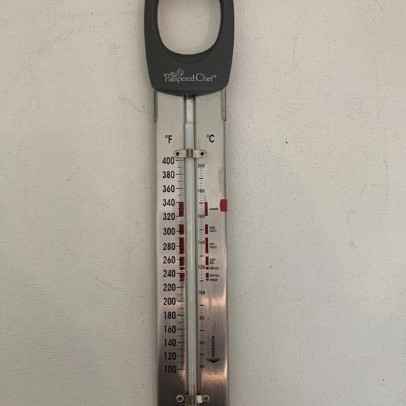 The Pampered Chef Candy Thermometer 2244 Original Box Metal 400 Fahrenheit 200C - Picture 1 of 16